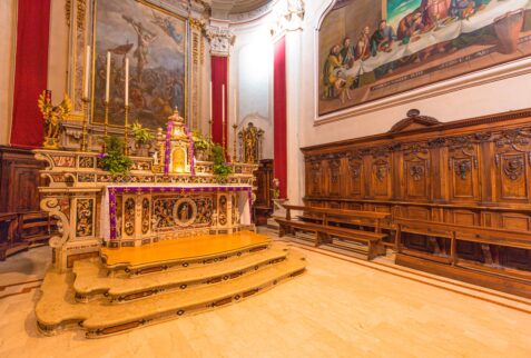 altare maggiore della chiesa di Sant'Andrea di Malegno Altopiano del Sole