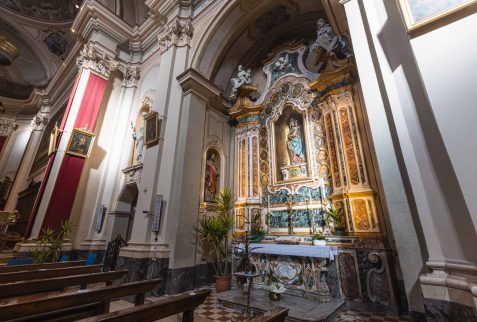 Altare Laterale Chiesa Parrocchiale Sant'Andrea Malegno Altopiano del Sole